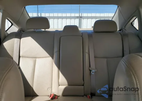 2015 Nissan Altima 2.5 из США, поврежденный, VIN 1N4AL3AP2FN354371